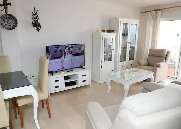 Апартаменты En Nerja. Primera Linea De Playa Нерха