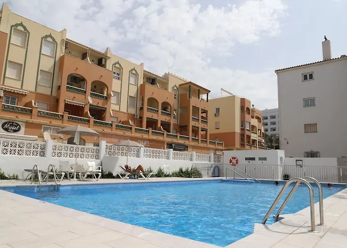 Apartamento En Nerja. Primera Línea De Playa