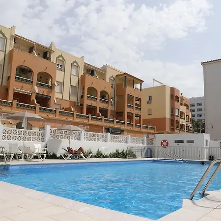 Apartmán En Nerja. Primera Linea De Playa