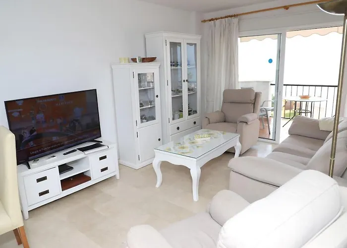 En Nerja. Primera Linea De Playa * ネルハ